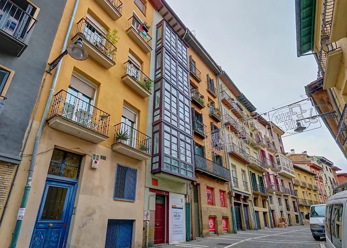Heart Of Pamplona Apartments IV By Clabao