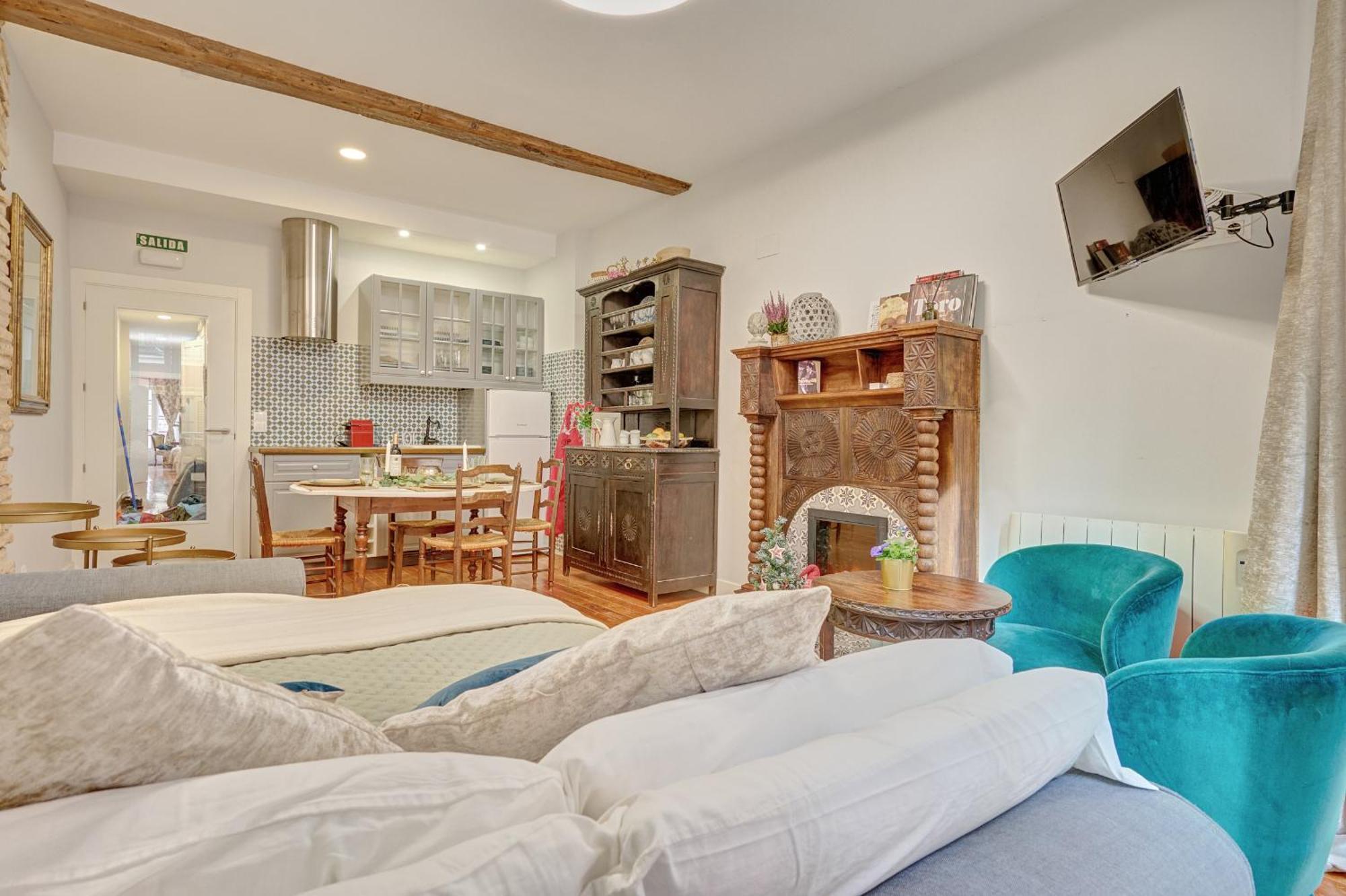 Heart Of Iv By Clabao Apartment